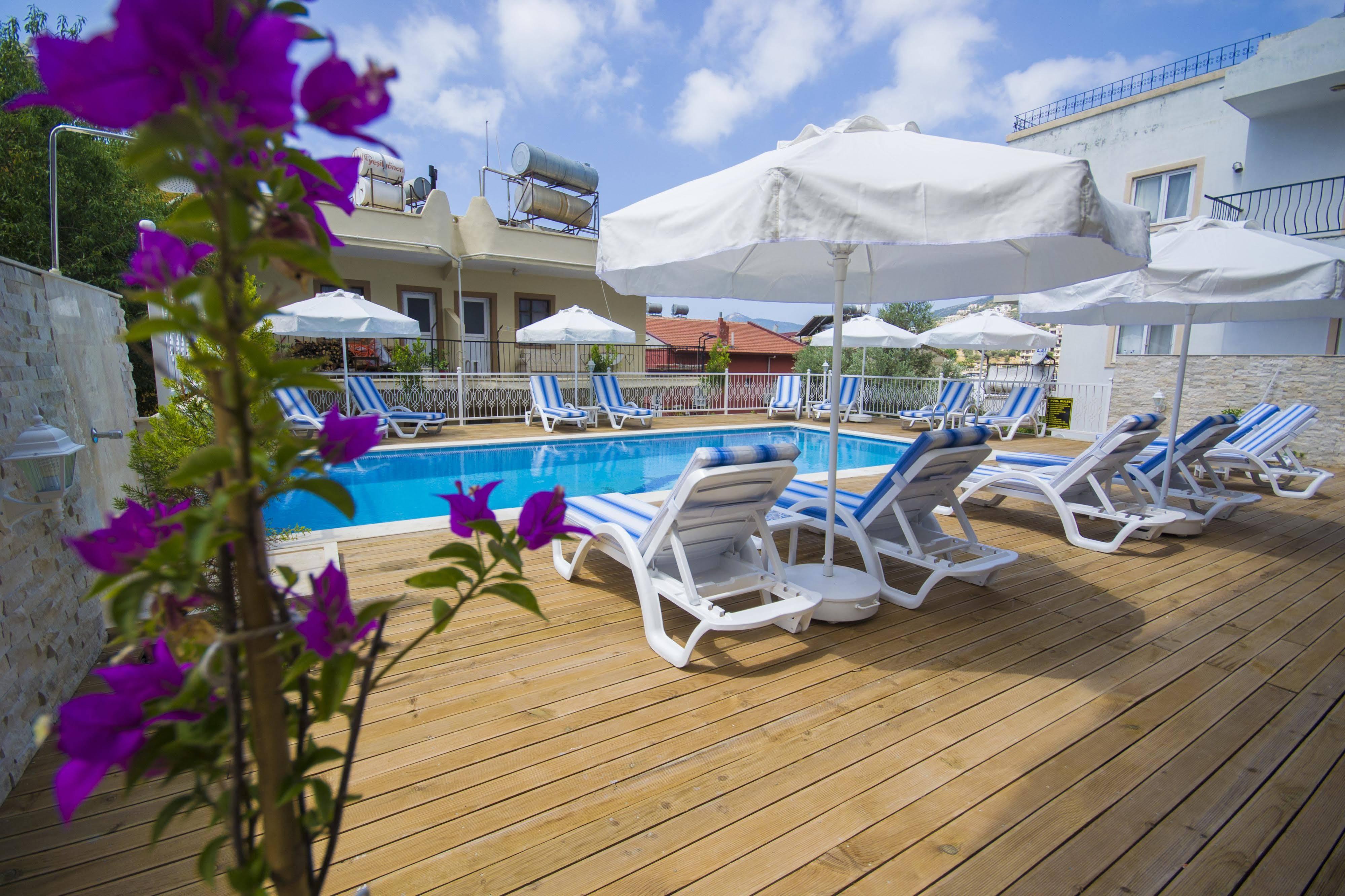 Kelebek Studio Apartments Kalkan Exteriör bild