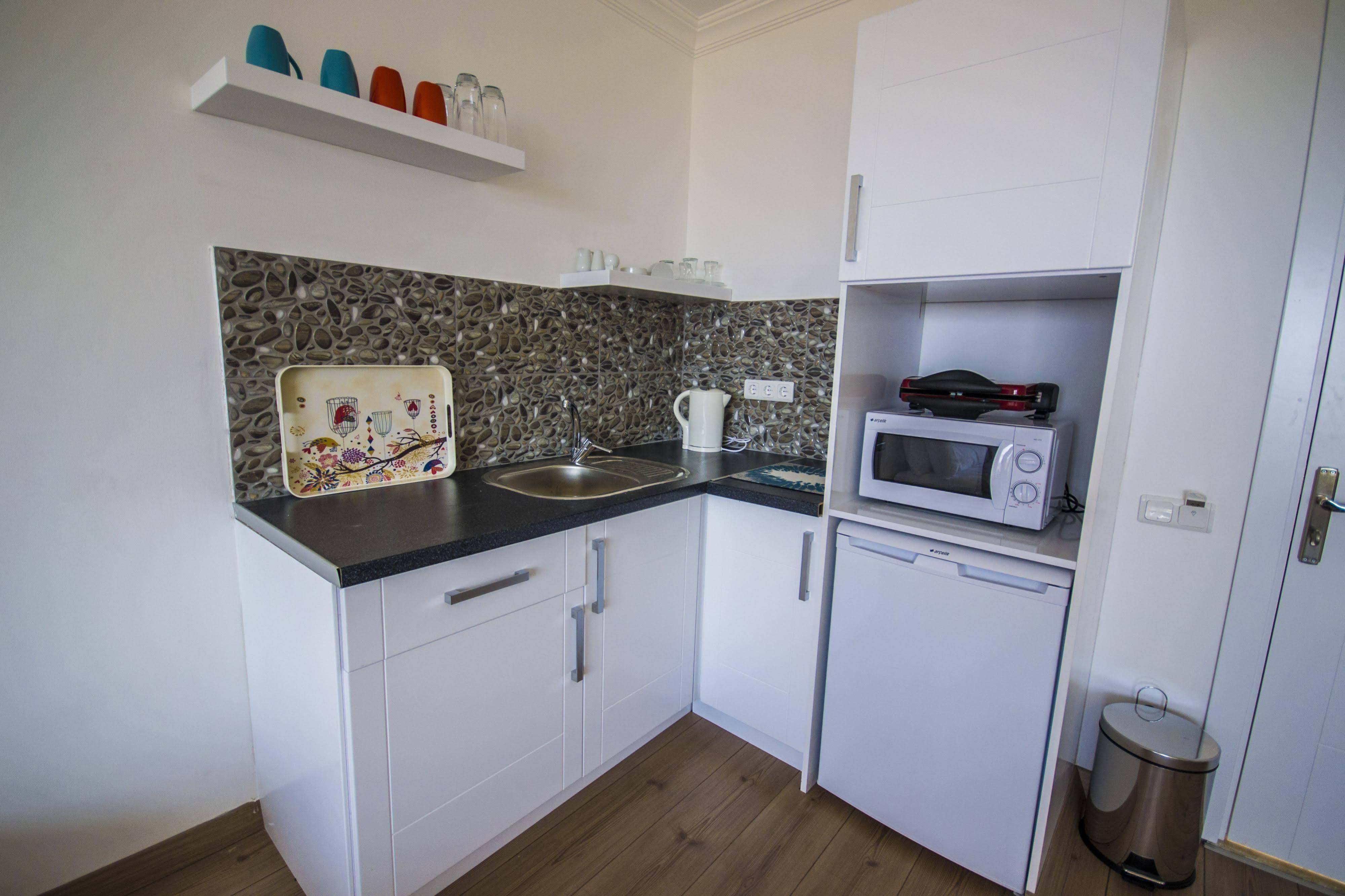Kelebek Studio Apartments Kalkan Exteriör bild
