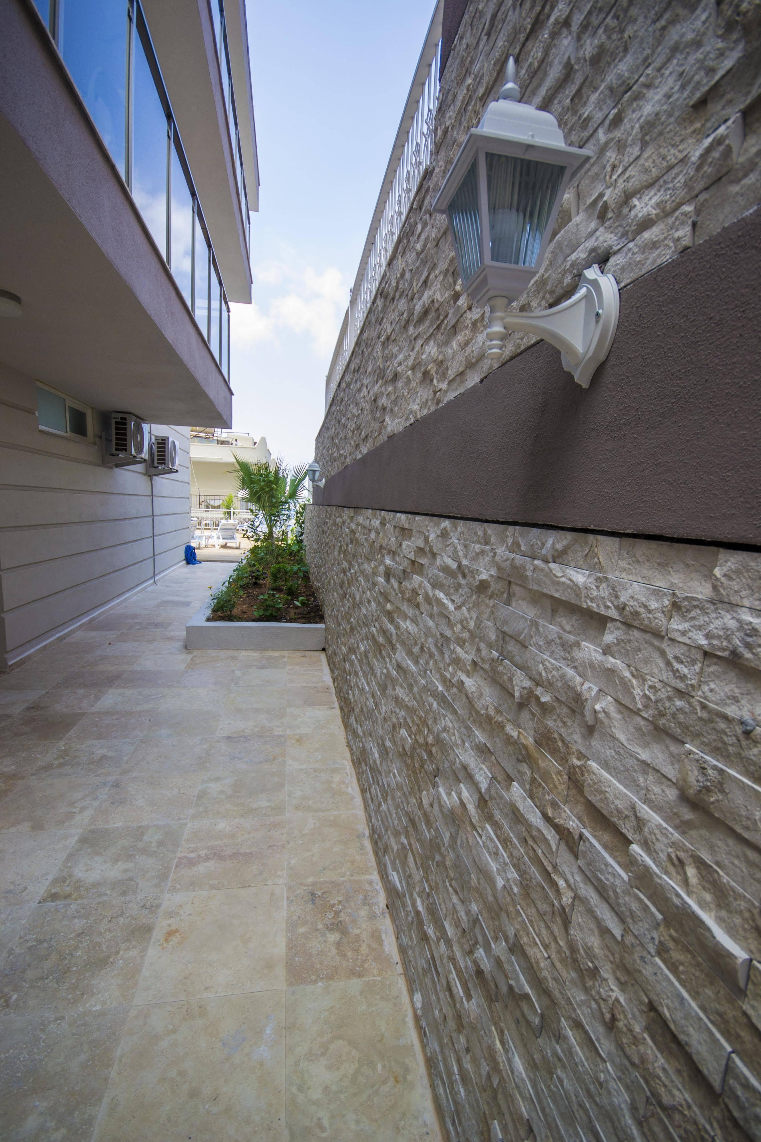 Kelebek Studio Apartments Kalkan Exteriör bild